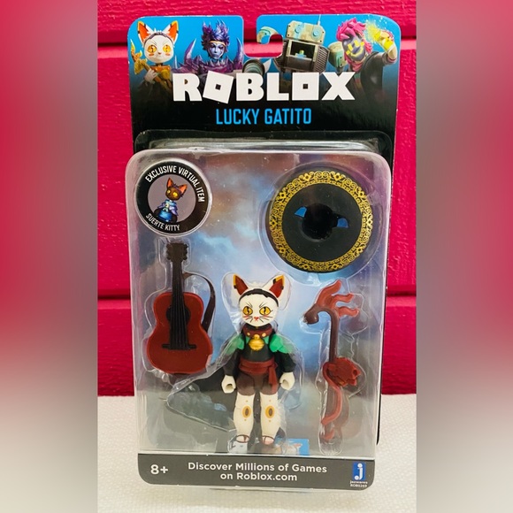 Roblox Lucky Gatito Action Figure With Exclusive virtual item Suerte Kitty New - Picture 1 of 6